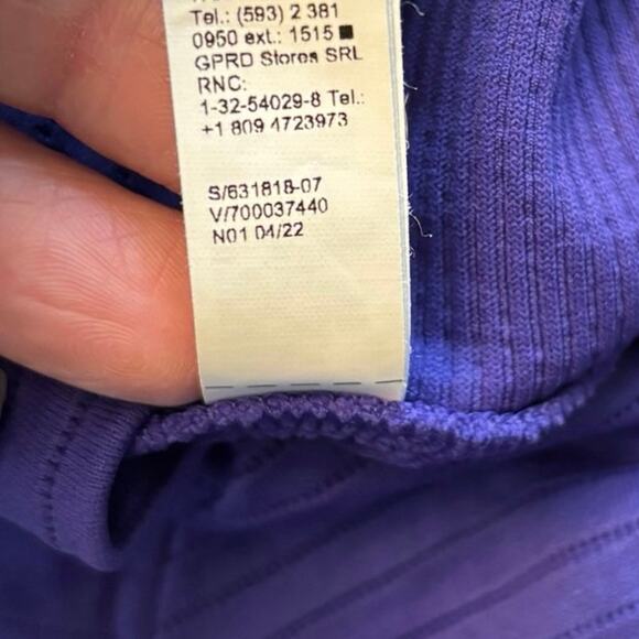 Athleta Size L Flurry Blizzard Seamless Rib Turtleneck Purple Thumbholes - Picture 6 of 6